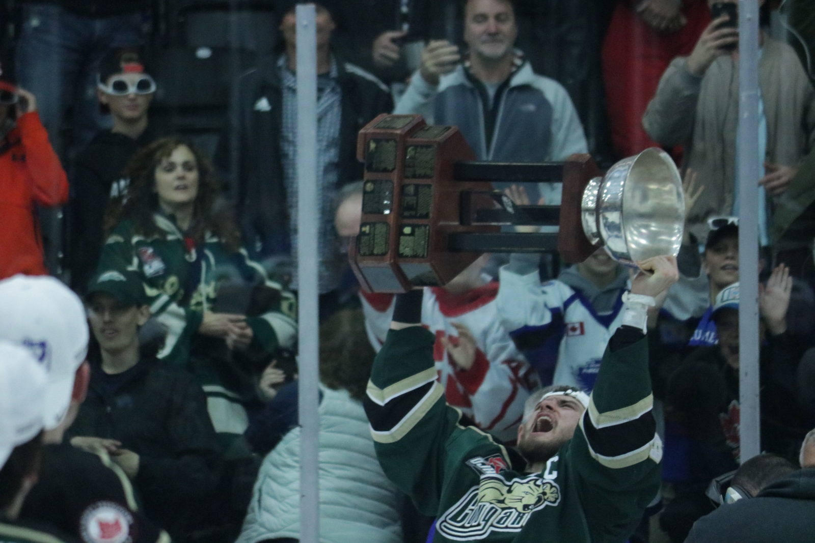 The Cobourg Cougars Win the RBC Cup